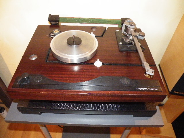 Thorens TD 320