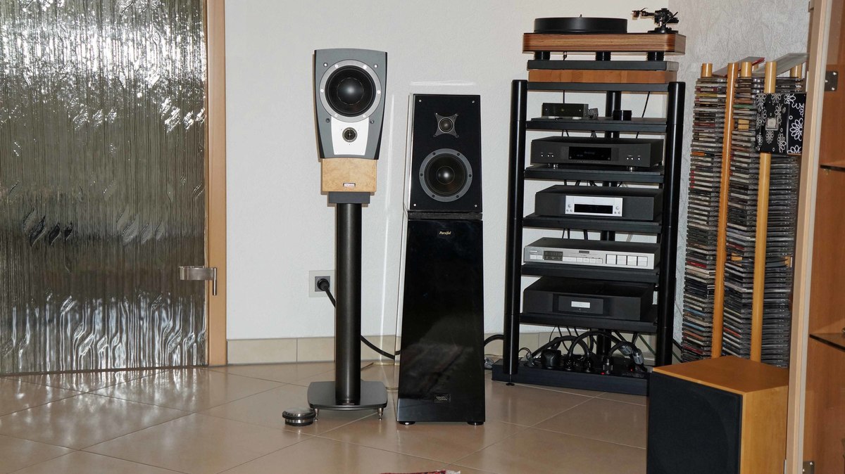 Dynaudio Confidence C1 vs Veriti Audio ur Parsival