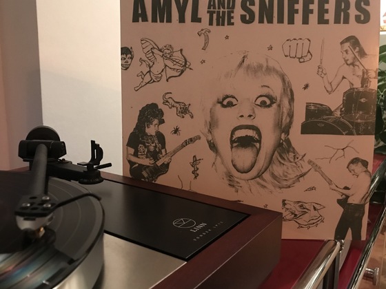 Amyl & The Sniffers