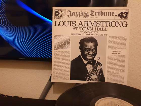 comp_l_armstrong_jazz_tribune_1