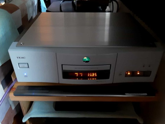 Teac  X1s