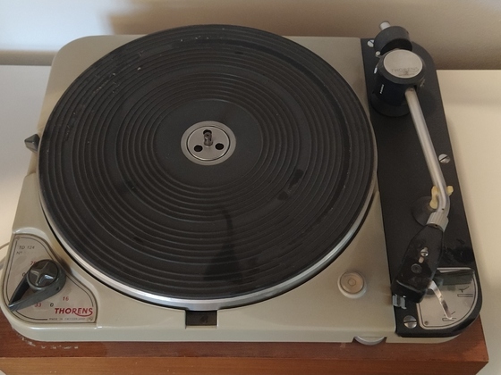 Thorens TD 124