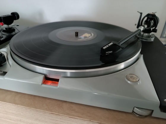 Thorens TD 124 mit TP11 und TMC63 (EMT Derivat)