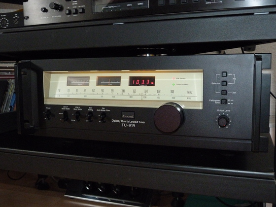 SANSUI TU-919