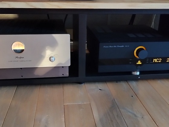 Canor 1.10 / Accuphase Power Supply