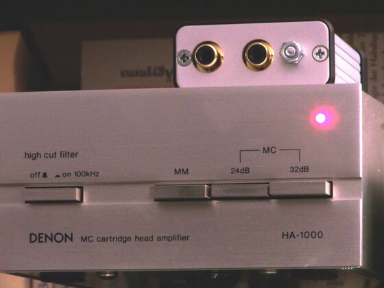 Denon MC Head Amp HA-1000 und Aikido MC Pre-Pre Amp