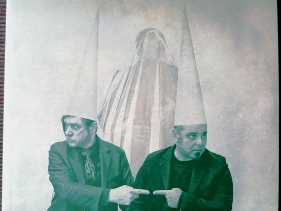 Teho Teardo & Blixa Bargeld: "still smiling"