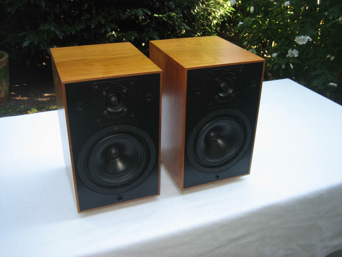 KEF Reference 102