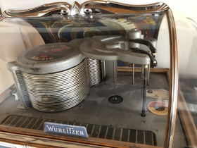 Wurlitzer 1400 - Dome