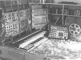 Klaus Schulzes Wohnzimmer-Studio 1976